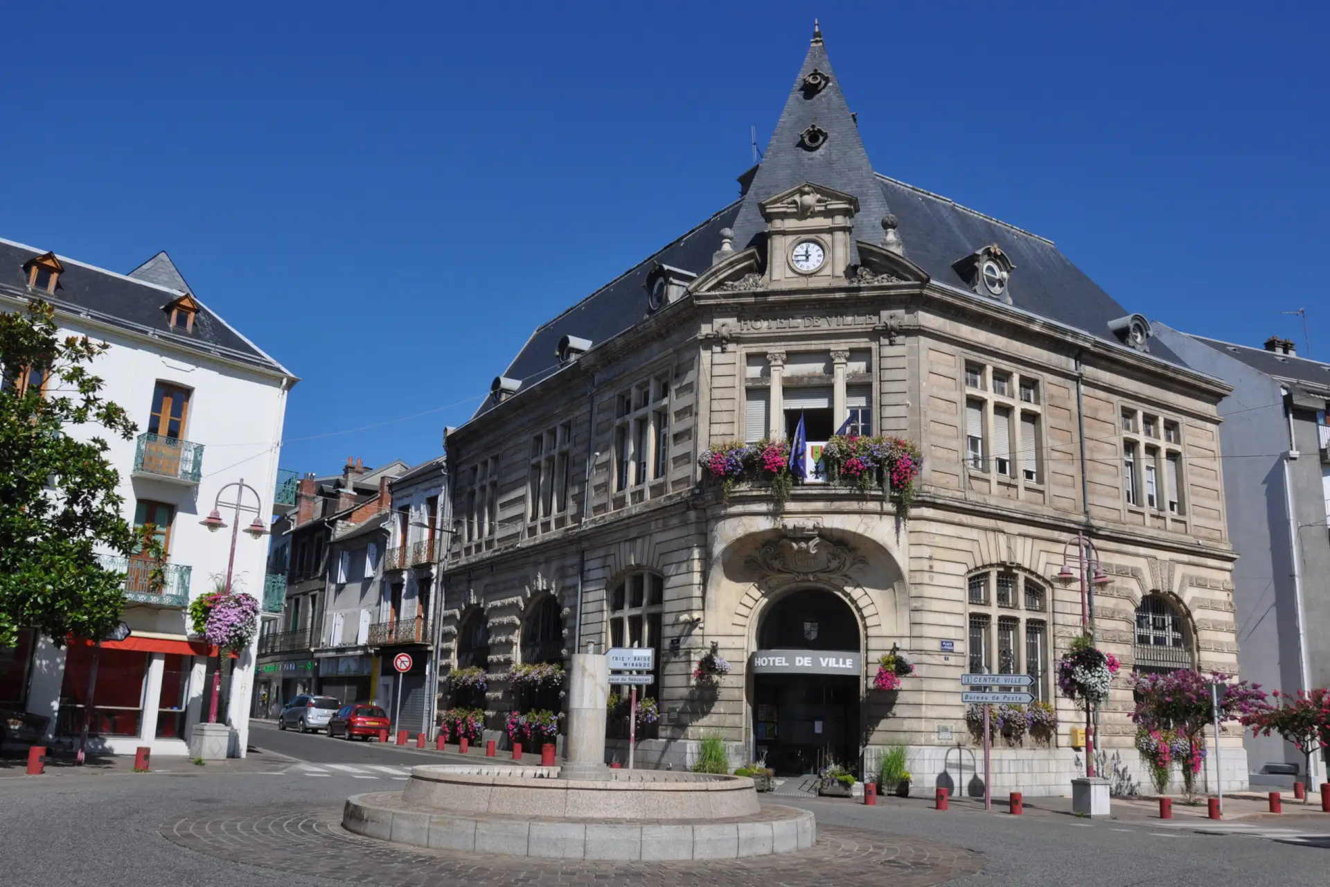 Ménage à domicile à Lannemezan (65) - Château d'eau des Pyrénées