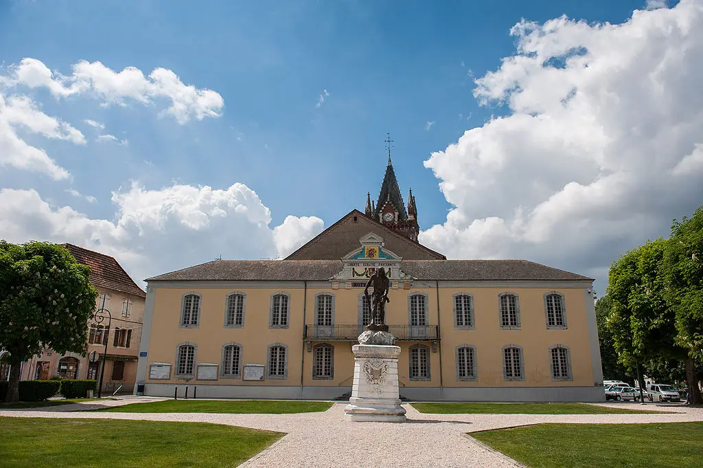 Vue de Vic-en-Bigorre - Service de ménage Doxo